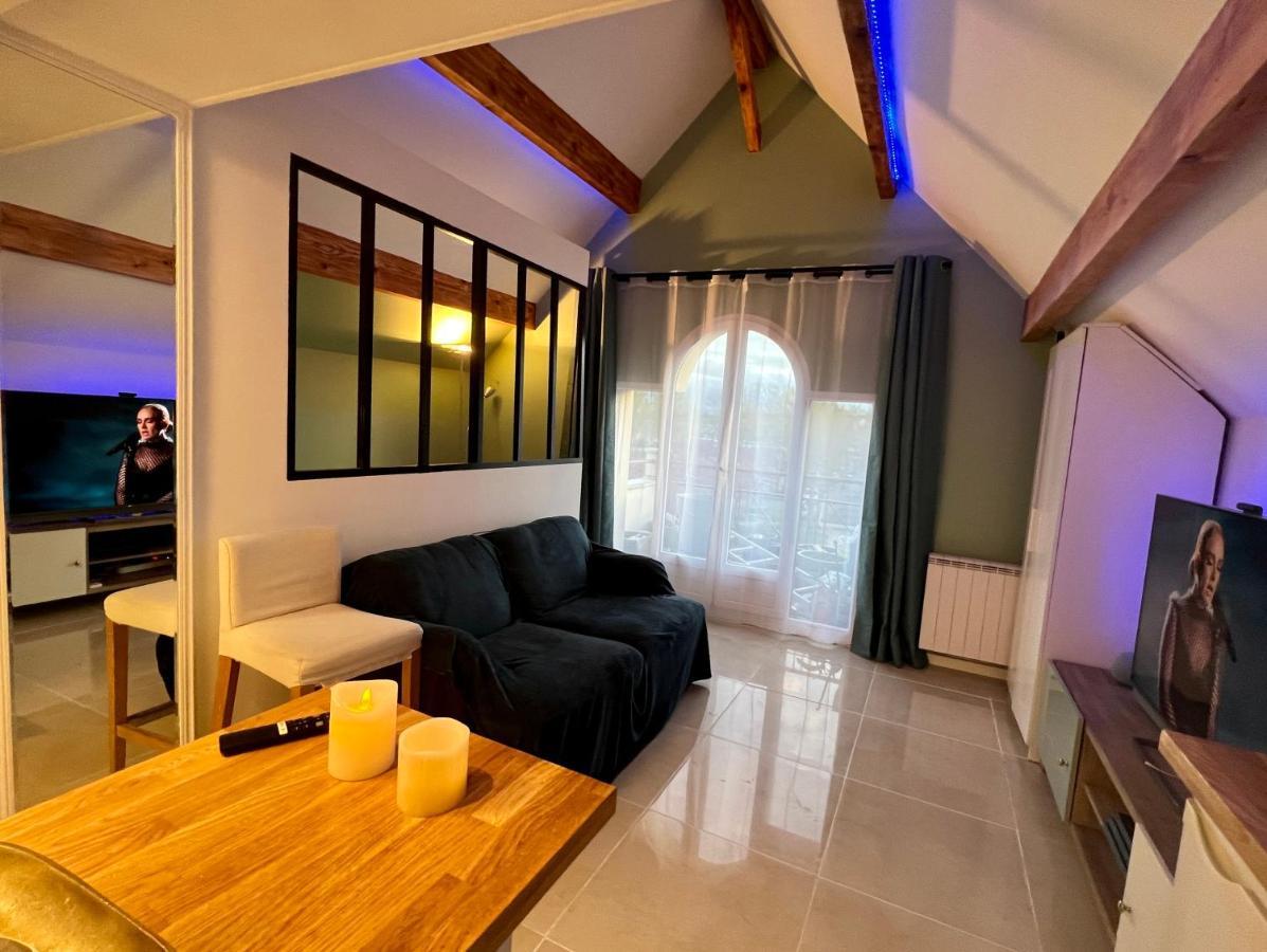 Cosysmartstudio Montigny-le-Bretonneux Dış mekan fotoğraf