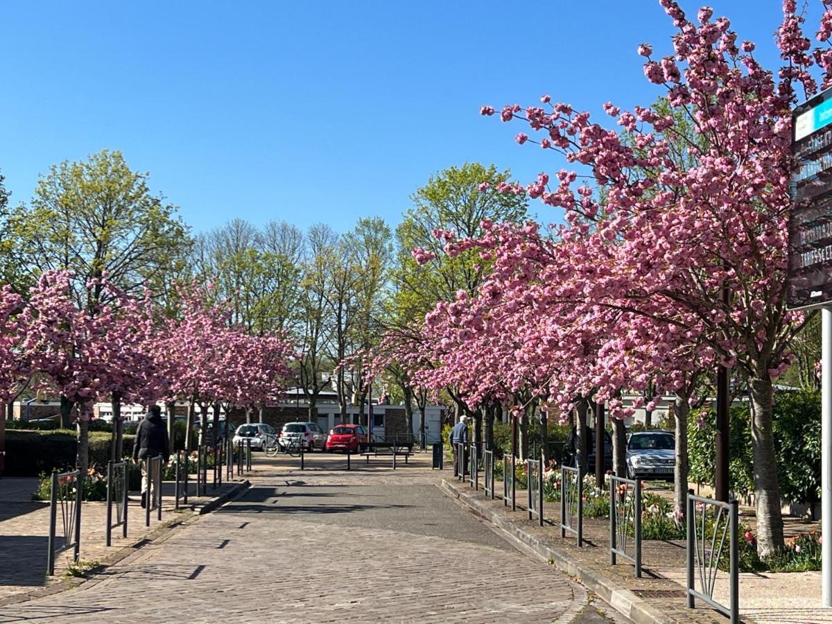 Cosysmartstudio Montigny-le-Bretonneux Dış mekan fotoğraf